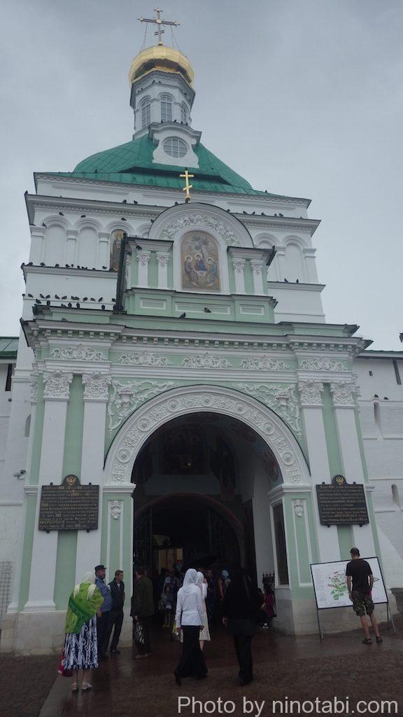 トロイツェ・セルギエフ大修道院入口